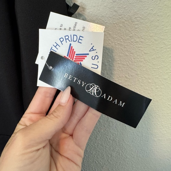 Betsy & Adam "ARIELLE" SCUBA Black CREPE RUFFLE SLIT GOWN size 2 - Picture 5 of 8